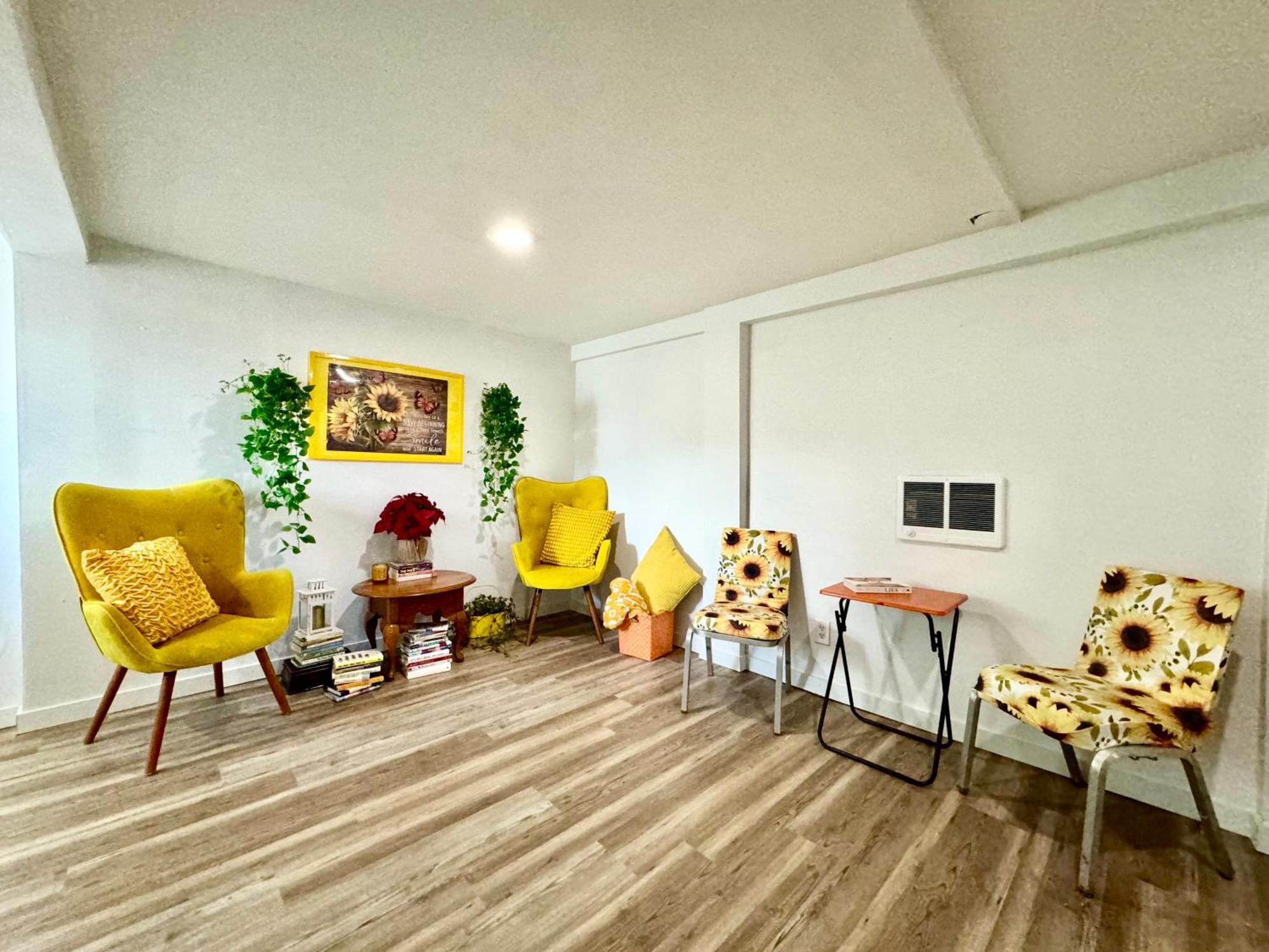 Tiny Private Room On The 1St Floor With Shared Bathroom Near Seatac Airport And Downtown Seattle Eksteriør bilde